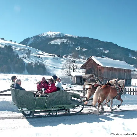 Alpinresort 11 By Interhome Διαμέρισμα Kaprun